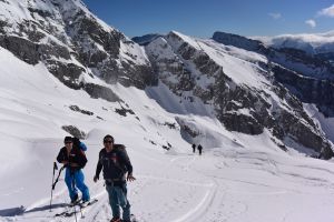 Die Abfahrt vom Skitourenklassiker Festkogel zum Koelblwirt ist ein Highlight für sich