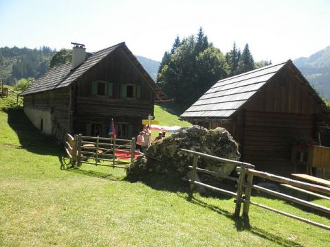Die Kölblalm im Bergsteigerdorf Johnsbach im Gesäuse ist Teil der Johnsbacher Almenrunde